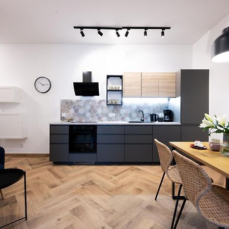 Native Apartments Pulaskiego 6 クラクフ エクステリア 写真